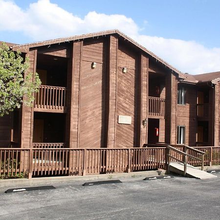Table Rock Resorts At Indian Point Бренсън Екстериор снимка